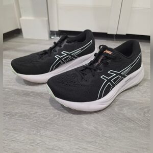 Asics Gel Pulse 15 Women's Sneakers Sz. 8